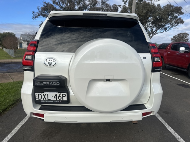 2023 Toyota Prado