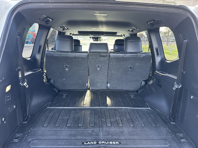 2022 Toyota LandCruiser - Image 14