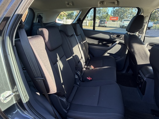 2016 Ford Everest - Image 4