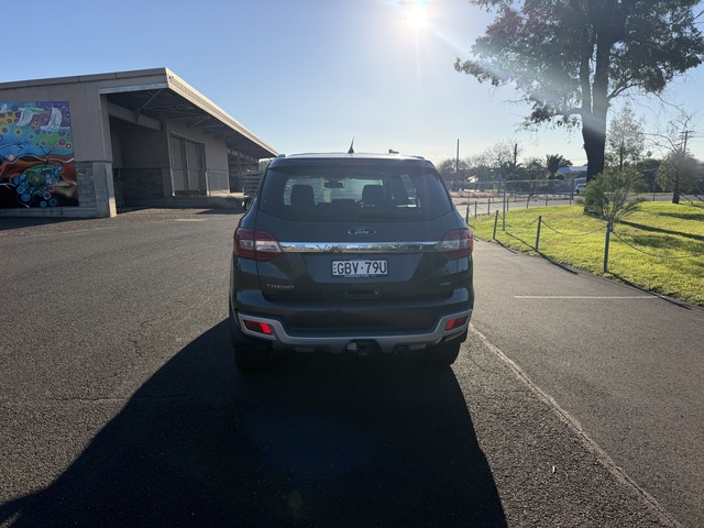 2016 Ford Everest - Image 12