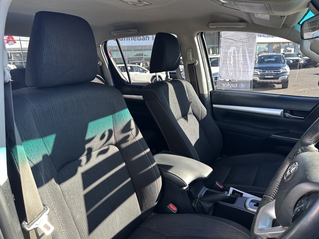 2021 Toyota HiLux - Image 7